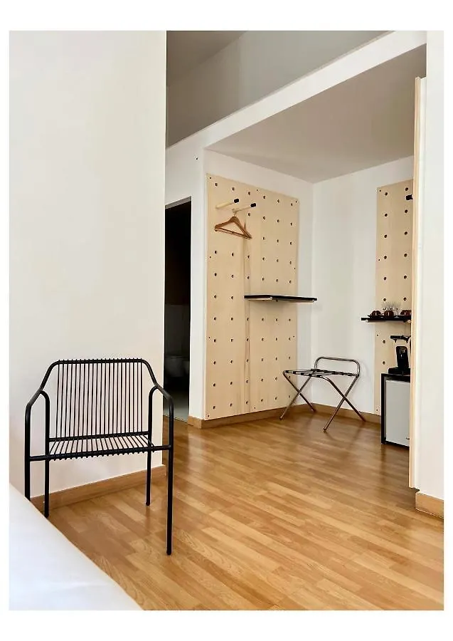 Imago Plus Hotel 巴里